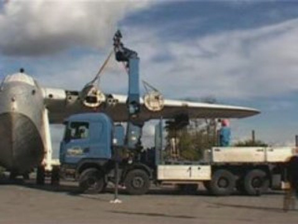 Les ailes de la ville - Démontage du Bermuda