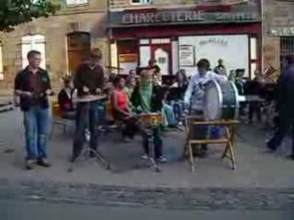 Ernee Style Youngblood | Harmonie d'Ernée Fête 2007