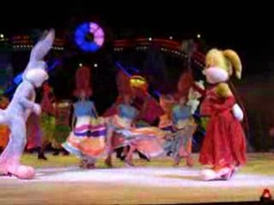 Lola in Parade
