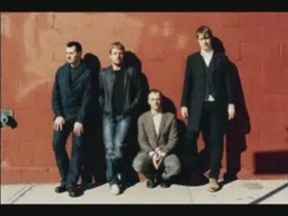 Travis - Nobody Does It Better (radiohead cover)