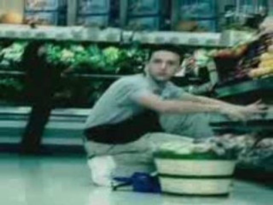 PETA's 'Turkey Terror' Video in German