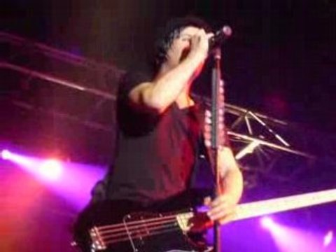 simple plan marseille when i'm gone