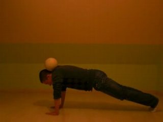 10 pompes avec le ballon