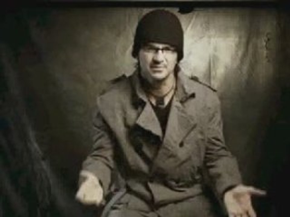 Ricardo Arjona saluda a sus fans - CD: Quinto Piso