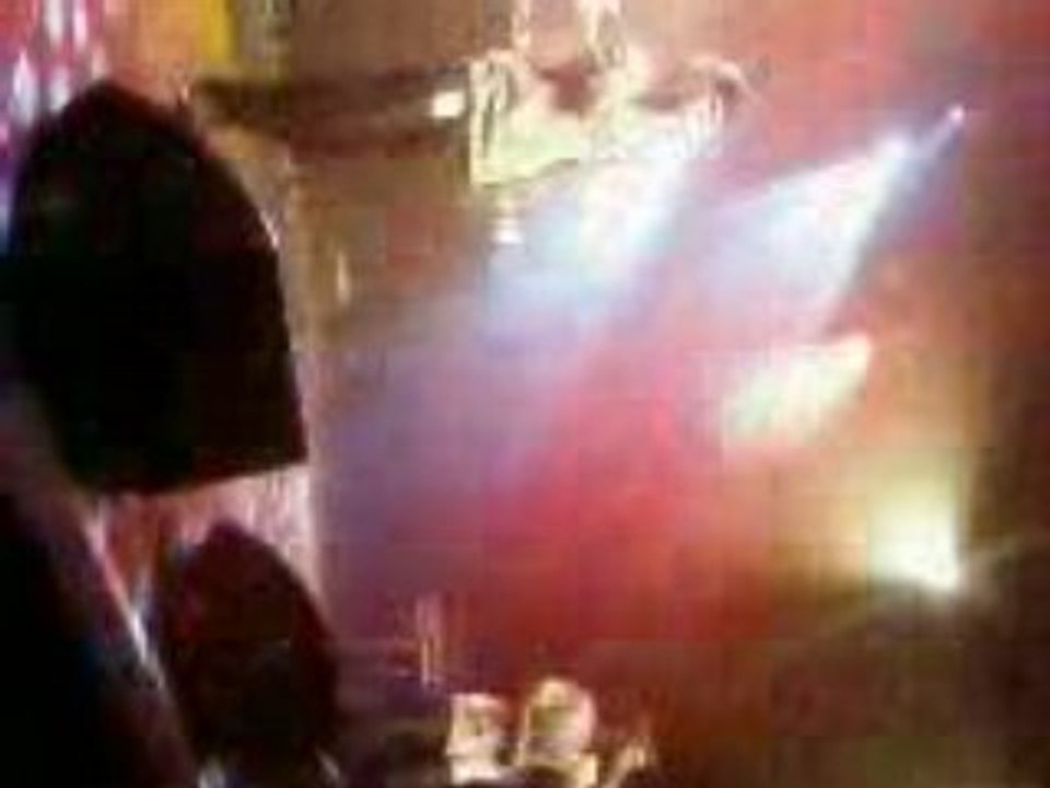 GIANT PANDA LIVE
