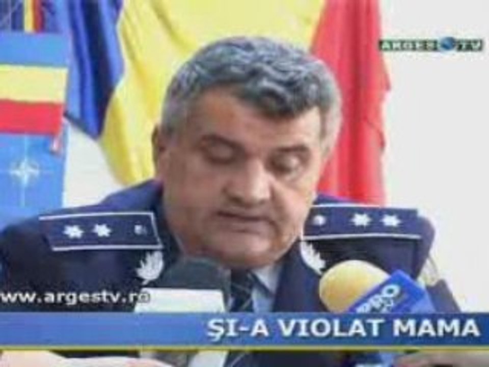 Si-a violat mama