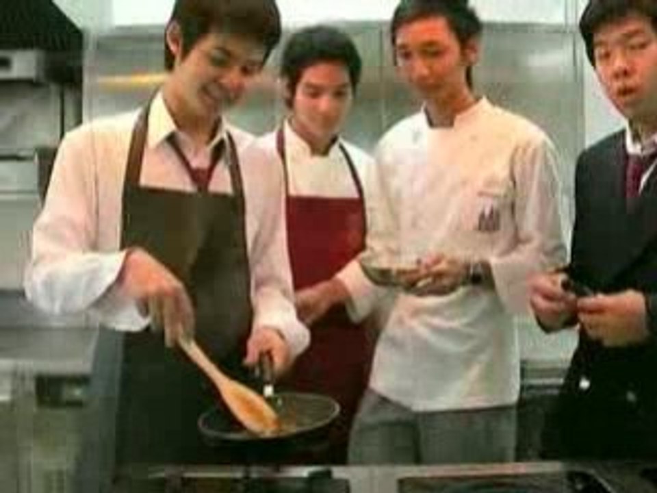Year 2006 (2) 01