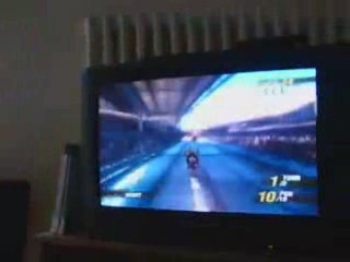 Yannis joue à Motorstorm