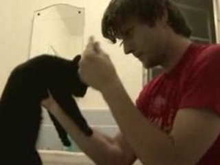 LOcked iN BAthroom! INTerVENtion!!!