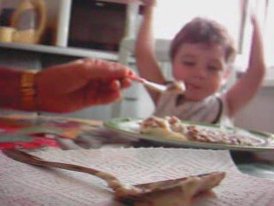 Mika relax vs Candyshop remix Baby Boy