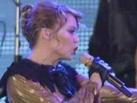Kylie Minogue performs at opening of Atlantis Hotel