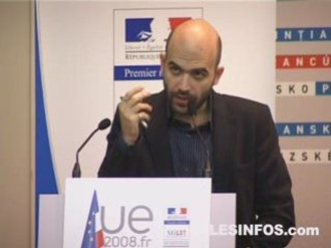 Gomorra - Roberto Saviano - colloque argent de la drogue