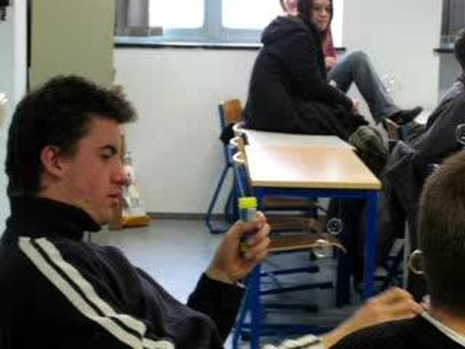 cours le vendredi 25 013