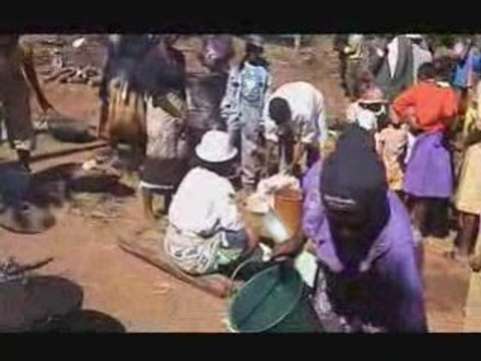 Saotra sy dera -  Tsy ny mofo ihany