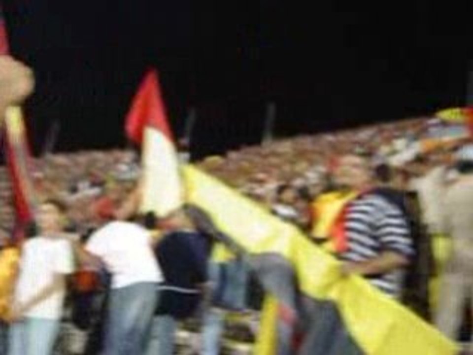 Facebook   Vidéos de TARAJI  10 novembre 2007 18 24