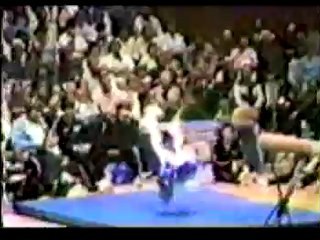 les  fous qui veule se tuer en fesant de la gym lol