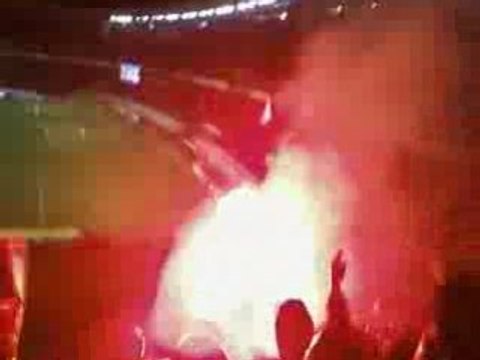 Psg Lyon Qui ne saute pas est Lyonnais !