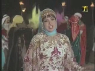 سميرة توفيق=أغنية دقوا الطبول