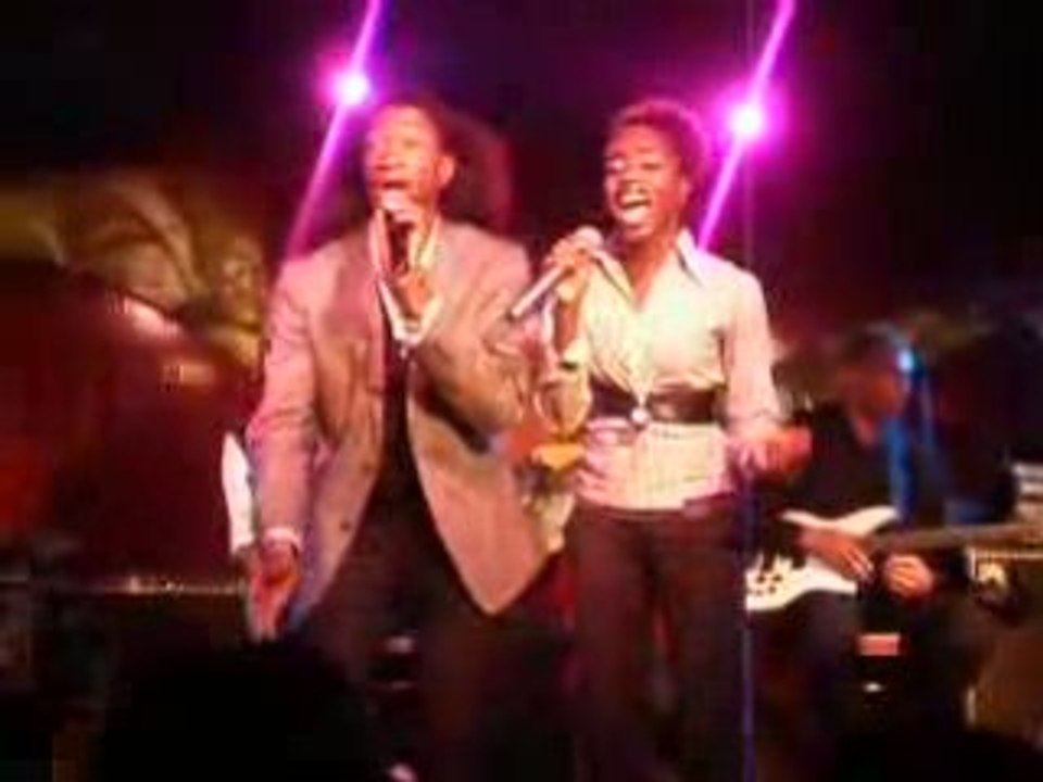 Whitney singing for Anayshas bday - Thank Him