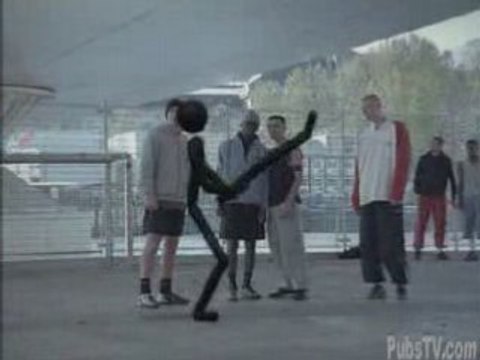Football nike commercial - soccer - stickman vs ronaldinho