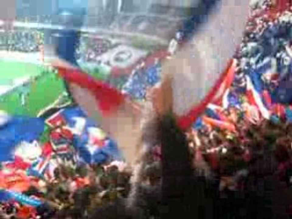 ULTRAS PSG X LYON ENTREE JOUEURS
