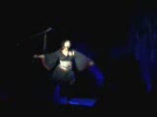 YANEKA 22.11.08 LYON