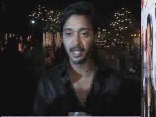 Shreyas Talphade Turns A Woman Again