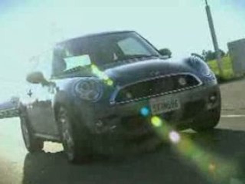 MINI E - ELECTRIQUE - driving