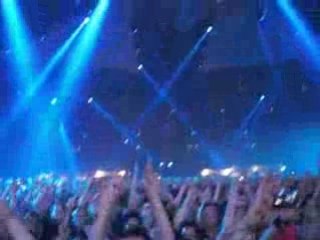 Showtek - Dominate (Rmx)