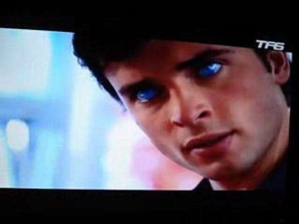 Smallville Saison 7 7x08 extrait suite Clark Lara Zor-El