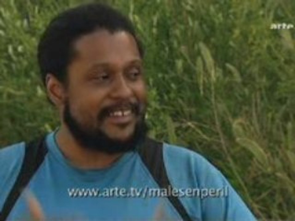 Mâles en péril - Extrait 2