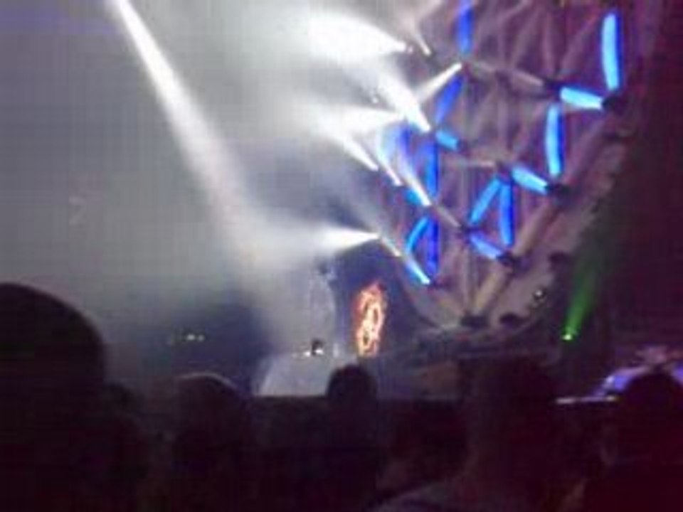 Qlimax -  Headhunterz live