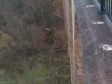 Descente en rappel eclaire de Raph Viaduc des Fauvettes