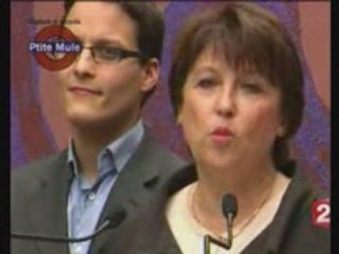Martine Aubry et Ségolène Royal réagissent au vote du PS