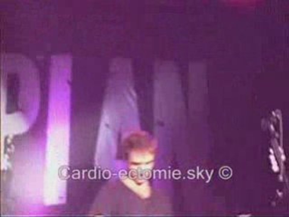 You're love is just a lie - Simple Plan Lille