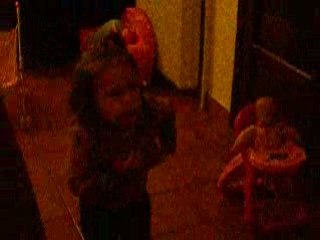 20 Novembre 2008 Garance dance sur Bébé Lili 002