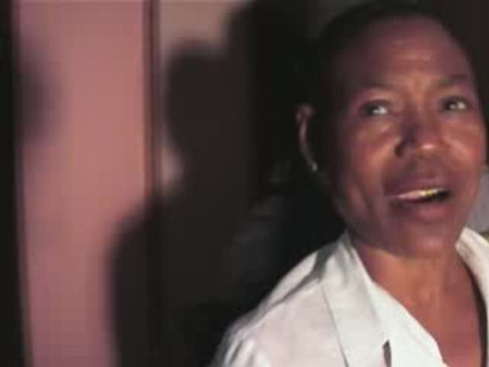 Après le concert de ESSIMO! au Cameroun Douala