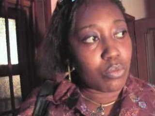 Karine après le concert ESSIMO! au Cameroun