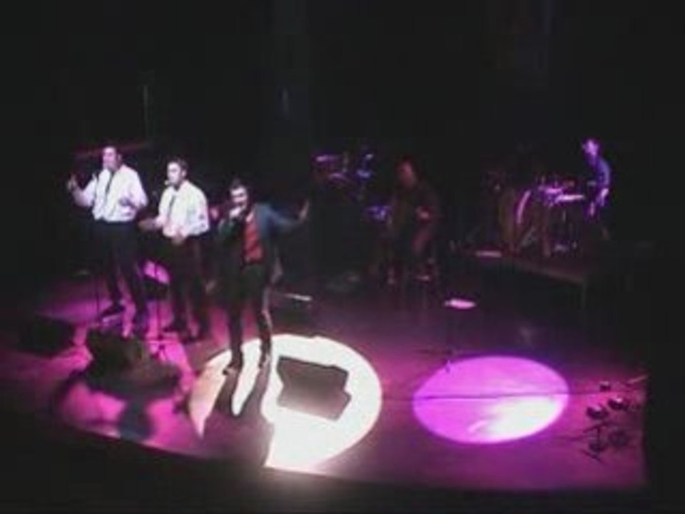 Earth Angels _Step by step_ concierto Luz de Gas