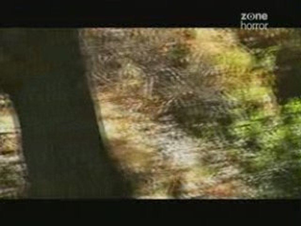 extrait de "RazorTooth" (aka "Leviathan") - 2006