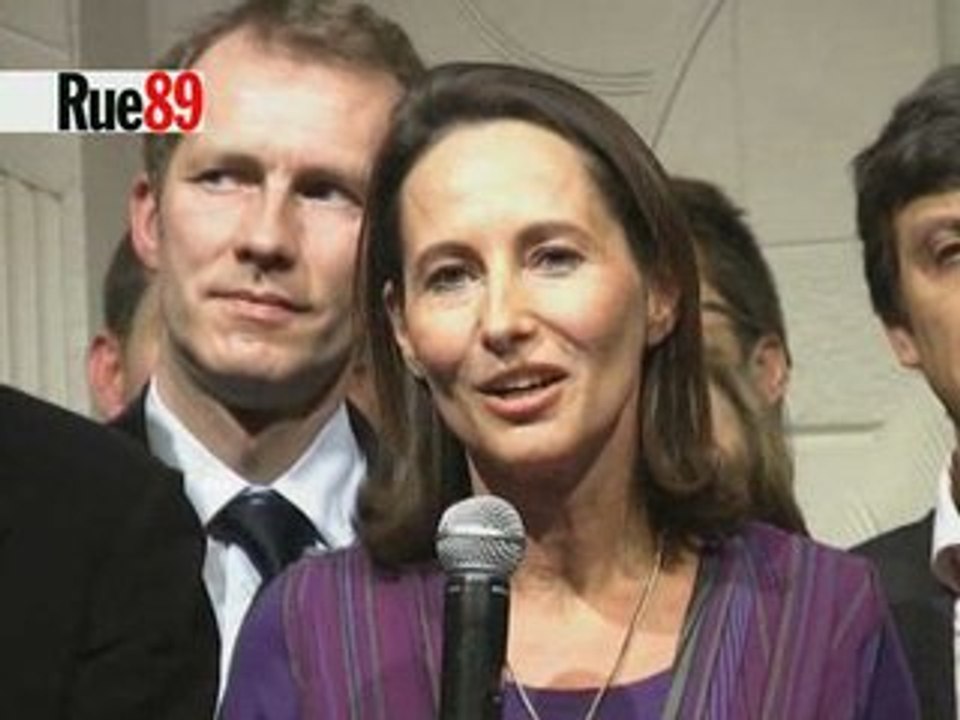 PS : Aubry élue, Royal dans l'opposition