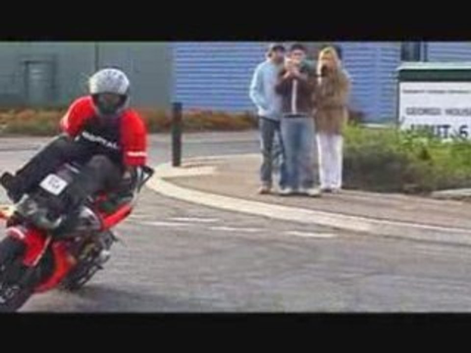 Freestyle moto stunt 5