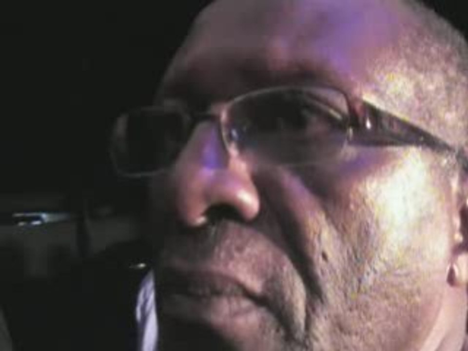 Same Ngosso après le concert de ESSIMO! à Douala-Cameroun