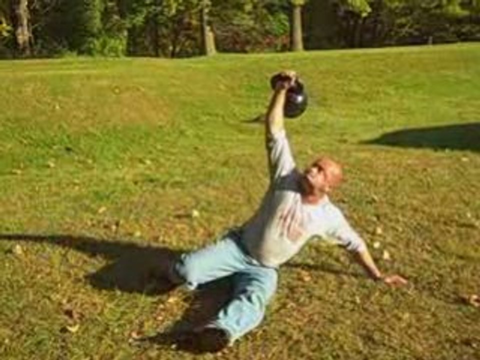 Kettlebell Training: Impressive Turkish Get-Up 32 Kg (70 lb)