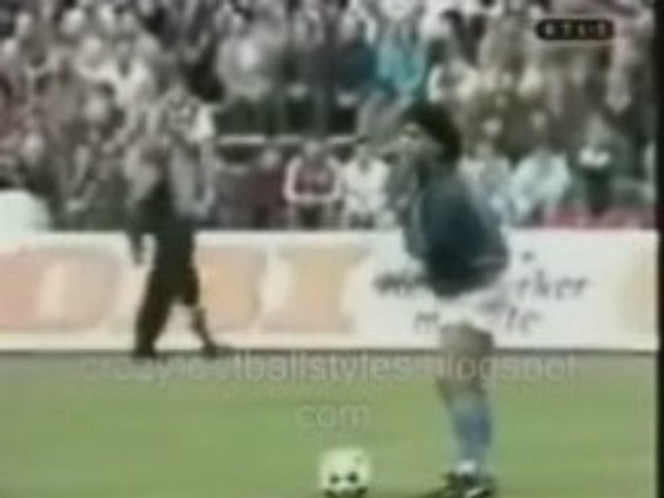 Crazy Football Styles-Freestyle Football Compilation