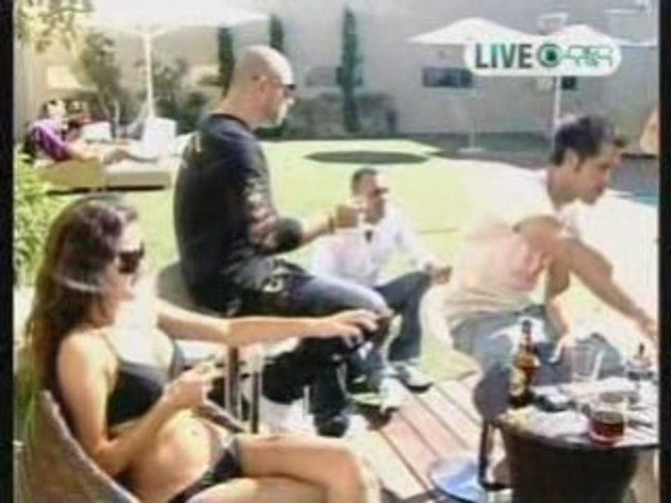 Subliminal & Farhi with the residents @ the house of the Big