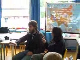 Les écoliers de Briastre avec Constance et Thomas