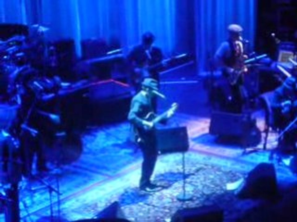 Leonard Cohen - Olympia - Famous Blue Raincoat