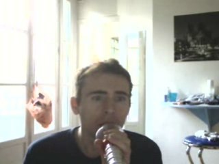 Wiwi égratigne "Pour tout l'monde pareil"