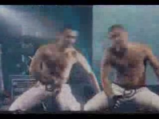 Christina aguilera - Fighter live London